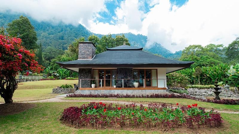 Handara Golf & Resort Bali Бедугул Екстериор снимка