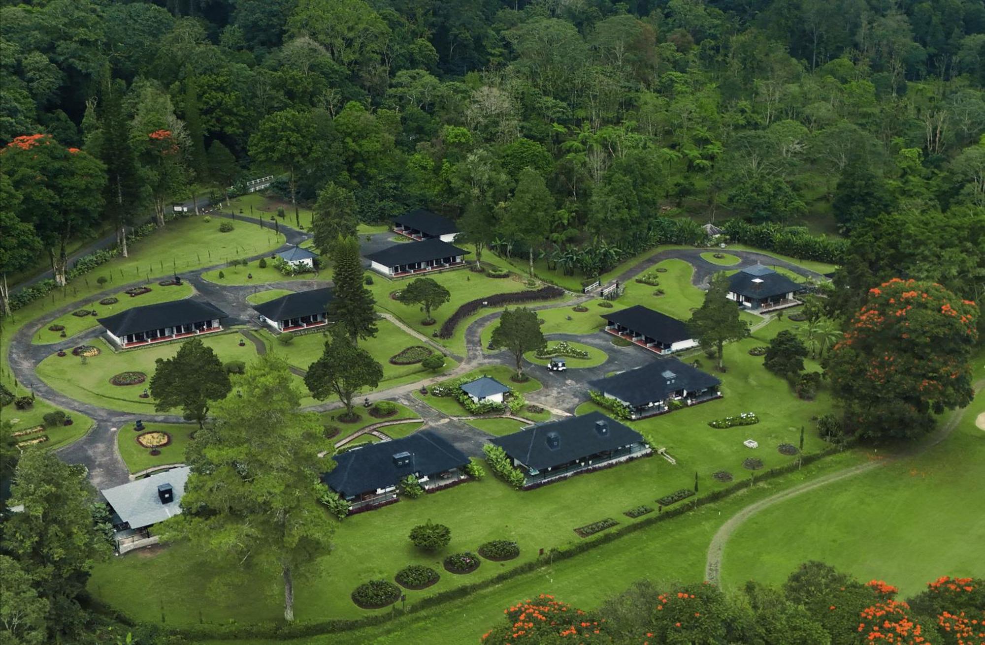 Handara Golf & Resort Bali Бедугул Екстериор снимка